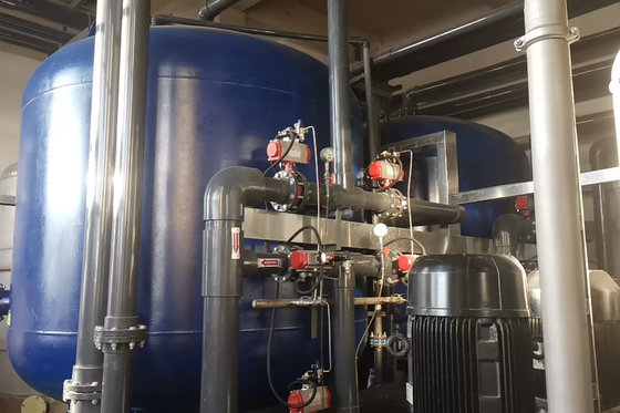 Équipement industriel de filtration de l'eau au charbon actif avec technologie d'adsorption