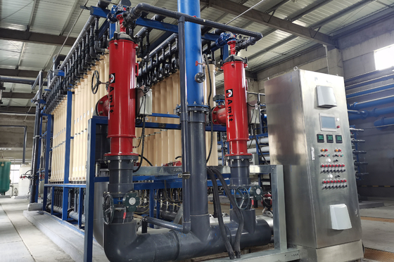 UF Technologie d'ultrafiltration Équipement de filtration de l'eau avec un cycle de rétro-lavage de 30 à 60 ans